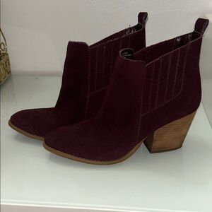 Crown Vintage Maroon Ankle Booties